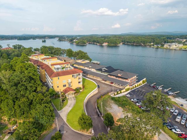 106 Grand Isle Dr Apt 1E, Hot Springs, AR 71913