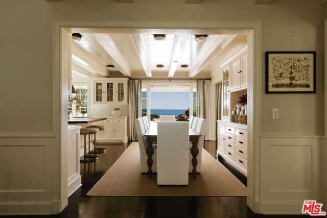 6825 Zumirez Drive, Malibu, CA 90265