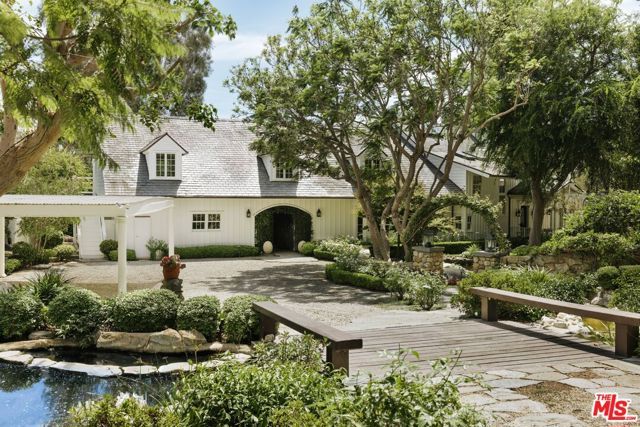 6825 Zumirez Drive, Malibu, CA 90265