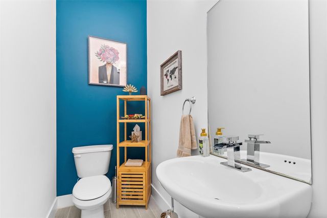 1110 NE 14th Avenue, Fort Lauderdale, FL 33304