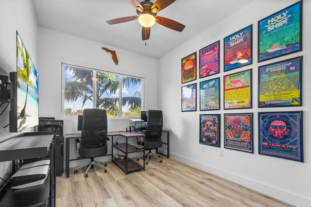 1110 NE 14th Avenue, Fort Lauderdale, FL 33304