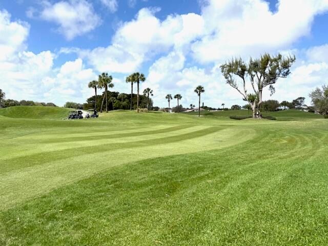 665 Deer Creek Hollows Circle, Deerfield Beach, FL 33442