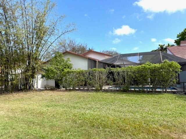 665 Deer Creek Hollows Circle, Deerfield Beach, FL 33442