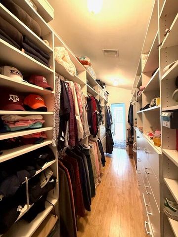 665 Deer Creek Hollows Circle, Deerfield Beach, FL 33442