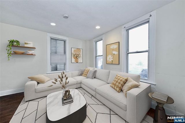 198 Glenwood Avenue, Bloomfield, NJ 07003