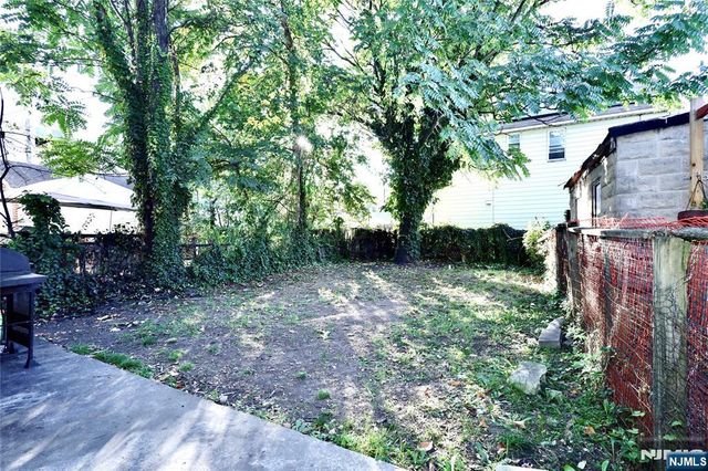 198 Glenwood Avenue, Bloomfield, NJ 07003