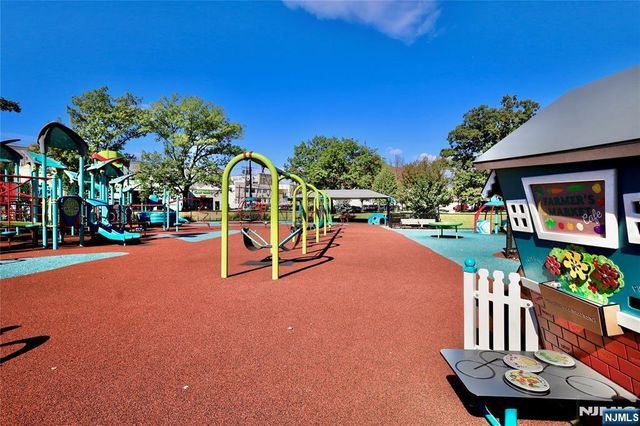 198 Glenwood Avenue, Bloomfield, NJ 07003