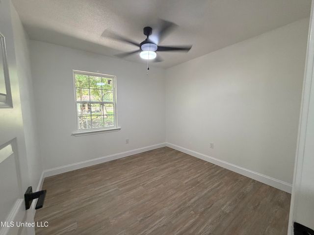 1816 Seacliffe Drive, Gautier, MS 39553