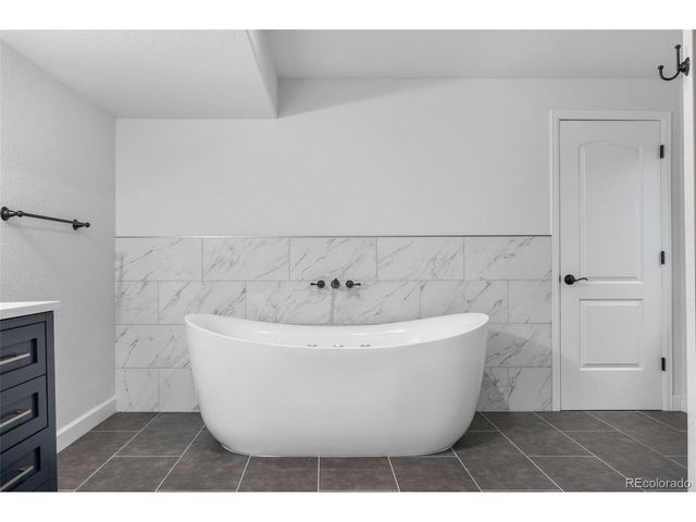 10288 Olathe Way, Commerce City, CO 80022