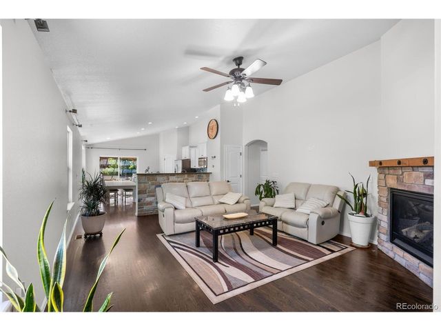 10288 Olathe Way, Commerce City, CO 80022