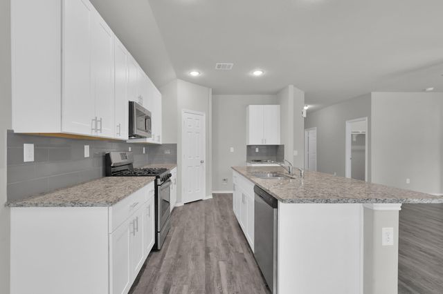 8011 Dauntless Drive, Magnolia, TX 77354