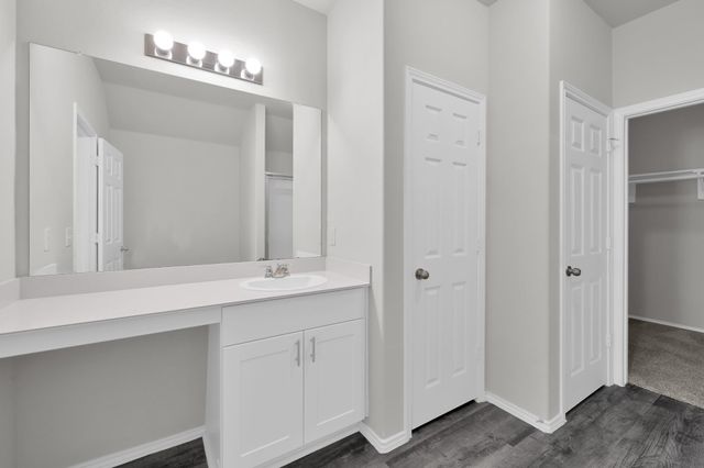 8011 Dauntless Drive, Magnolia, TX 77354