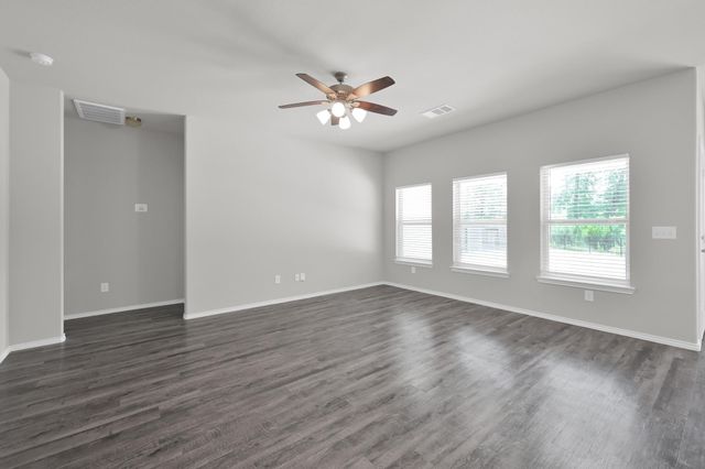 8011 Dauntless Drive, Magnolia, TX 77354