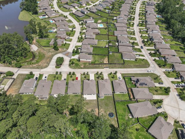 8011 Dauntless Drive, Magnolia, TX 77354