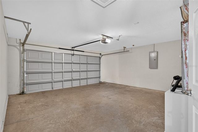 8111 SW 132ND LOOP, Ocala, FL 34473