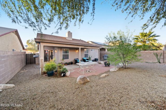 7981 S Wild Primrose Avenue, Tucson, AZ 85747
