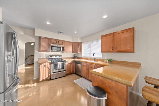 7981 S Wild Primrose Avenue, Tucson, AZ 85747