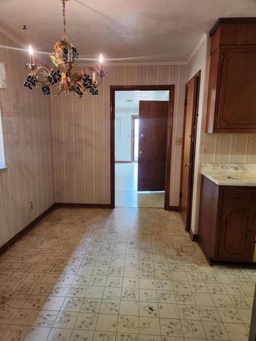 310 Hill Top Drive, Niota, TN 37826