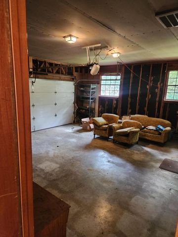 310 Hill Top Drive, Niota, TN 37826