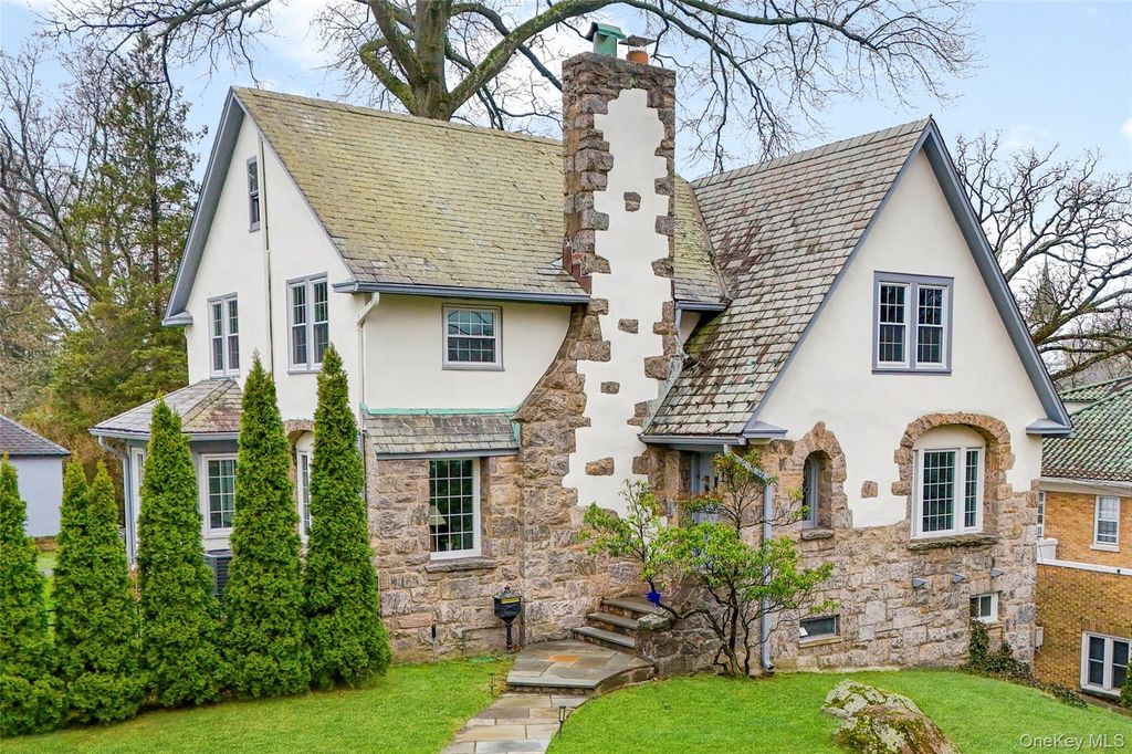90 Boulevard, Pelham, NY 10803