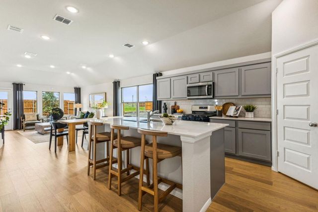111 Malibu, Hutto, TX 78634