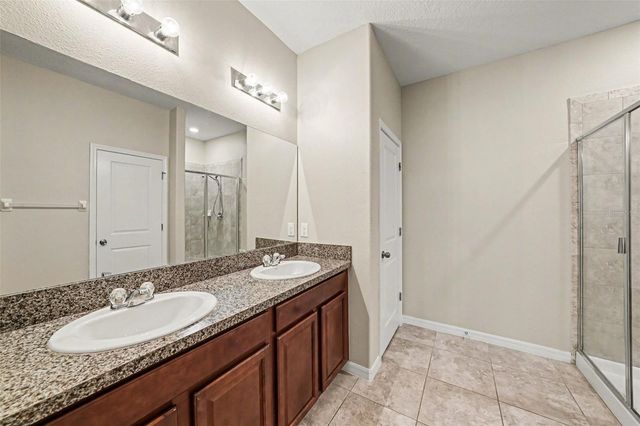 21081 PLEASANT PLAINS PARKWAY, Land O Lakes, FL 34637