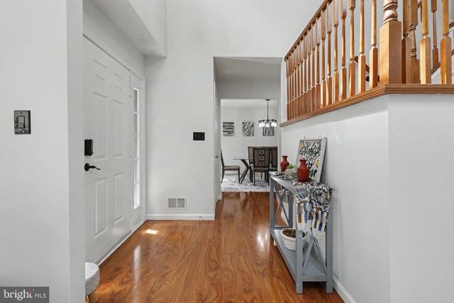 35 ENDSLEIGH PL, Robbinsville, NJ 08691