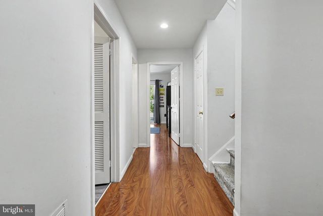 35 ENDSLEIGH PL, Robbinsville, NJ 08691