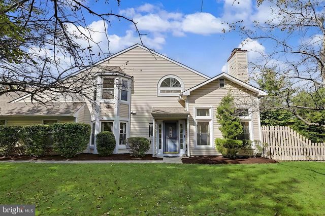 35 ENDSLEIGH PL, Robbinsville, NJ 08691