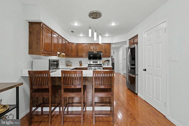 35 ENDSLEIGH PL, Robbinsville, NJ 08691