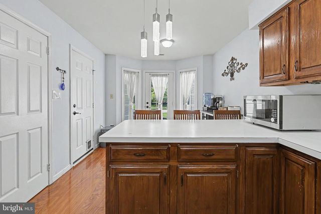 35 ENDSLEIGH PL, Robbinsville, NJ 08691