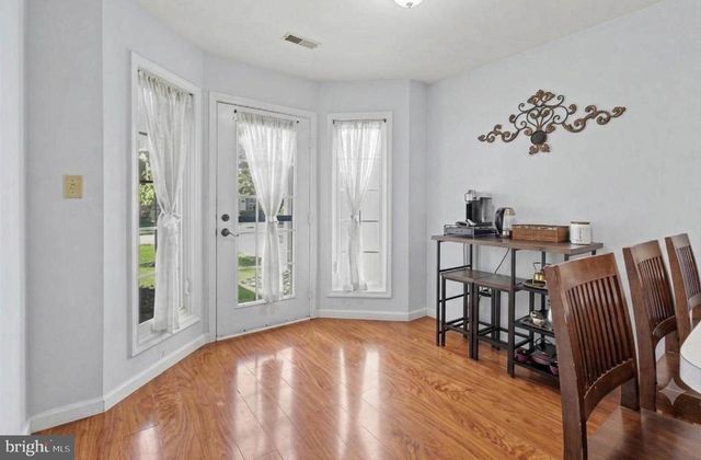 35 ENDSLEIGH PL, Robbinsville, NJ 08691