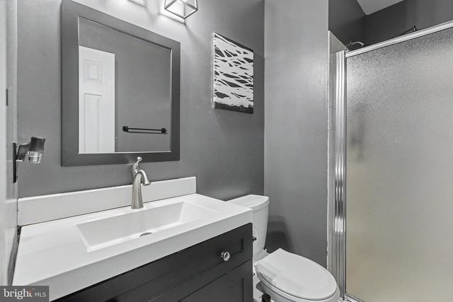 35 ENDSLEIGH PL, Robbinsville, NJ 08691