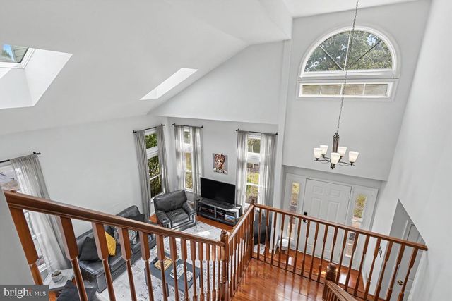 35 ENDSLEIGH PL, Robbinsville, NJ 08691