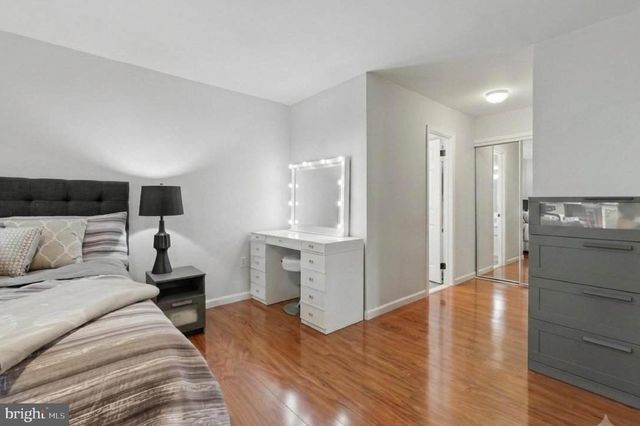 35 ENDSLEIGH PL, Robbinsville, NJ 08691