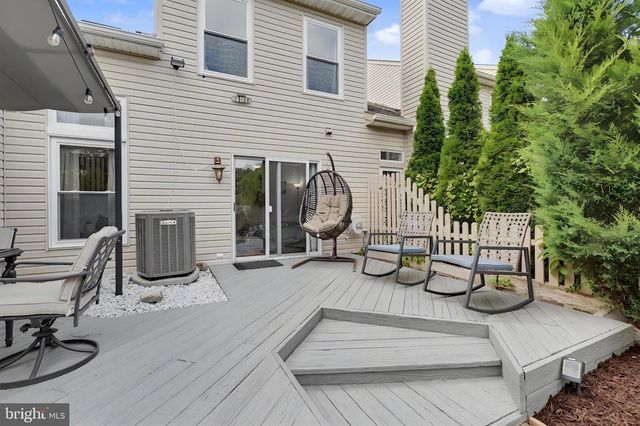 35 ENDSLEIGH PL, Robbinsville, NJ 08691