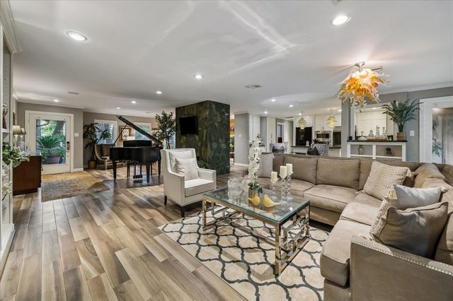 3615 Ascot Lane, Houston, TX 77092