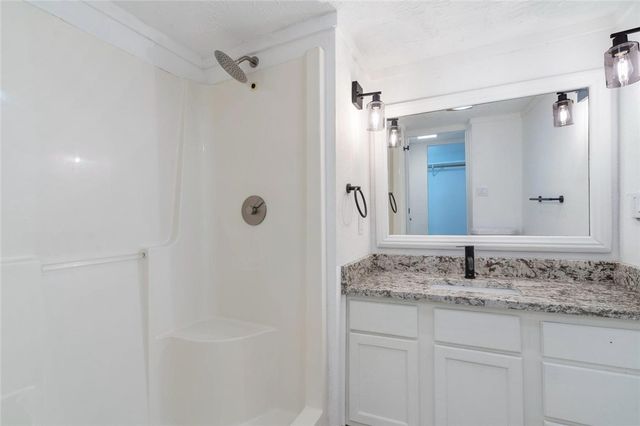 10305 Jims Trail, Rogers, AR 72756