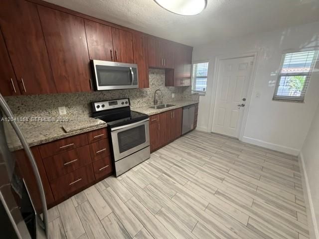 2742 SW 32nd Avenue 2742, Miami, FL 33133
