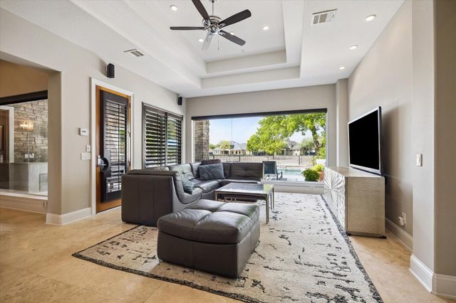 11606 Montmarte Boulevard, Houston, TX 77082