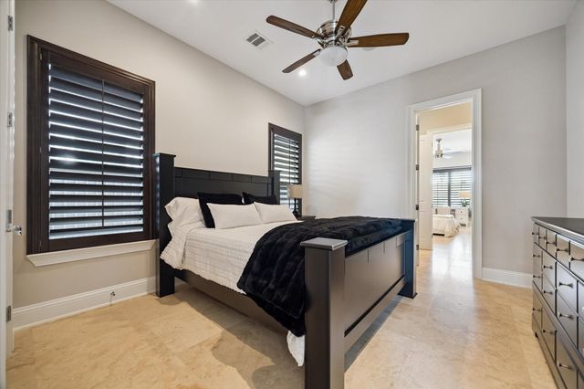 11606 Montmarte Boulevard, Houston, TX 77082