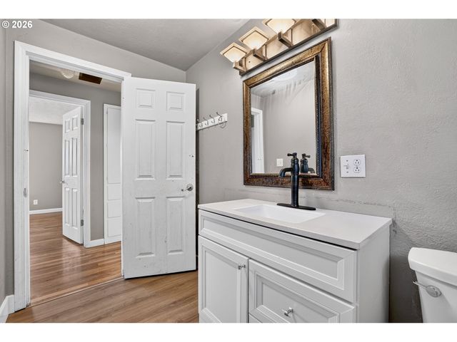 767 S BROWNING Ave, Salem, OR 97302