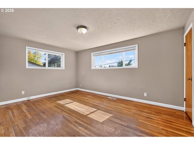767 S BROWNING Ave, Salem, OR 97302