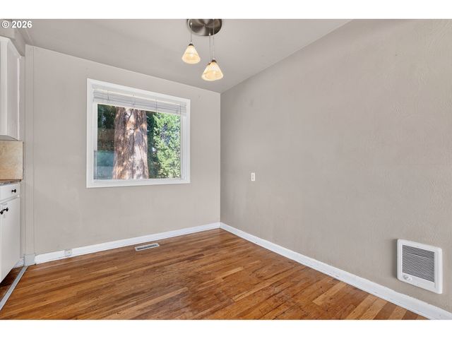 767 S BROWNING Ave, Salem, OR 97302