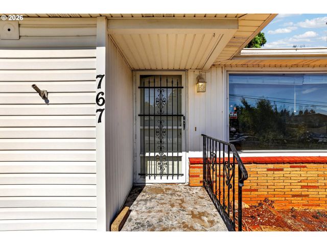 767 S BROWNING Ave, Salem, OR 97302