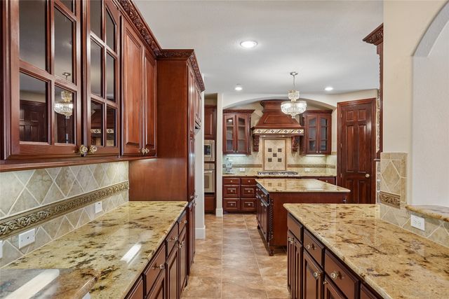 1112 Avondale Drive, Murphy, TX 75094