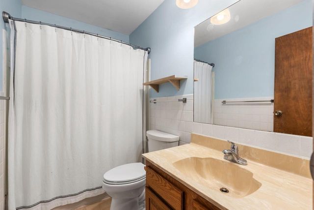 1101 Hillview Road, Black Earth, WI 53515