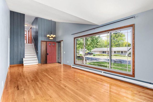 1101 Hillview Road, Black Earth, WI 53515