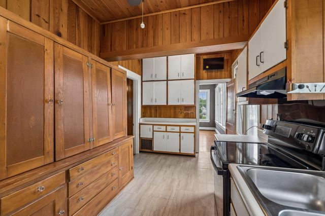 3310 Alta Vista Drive, Chattanooga, TN 37411
