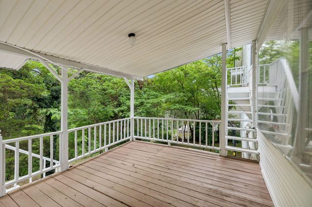 3310 Alta Vista Drive, Chattanooga, TN 37411